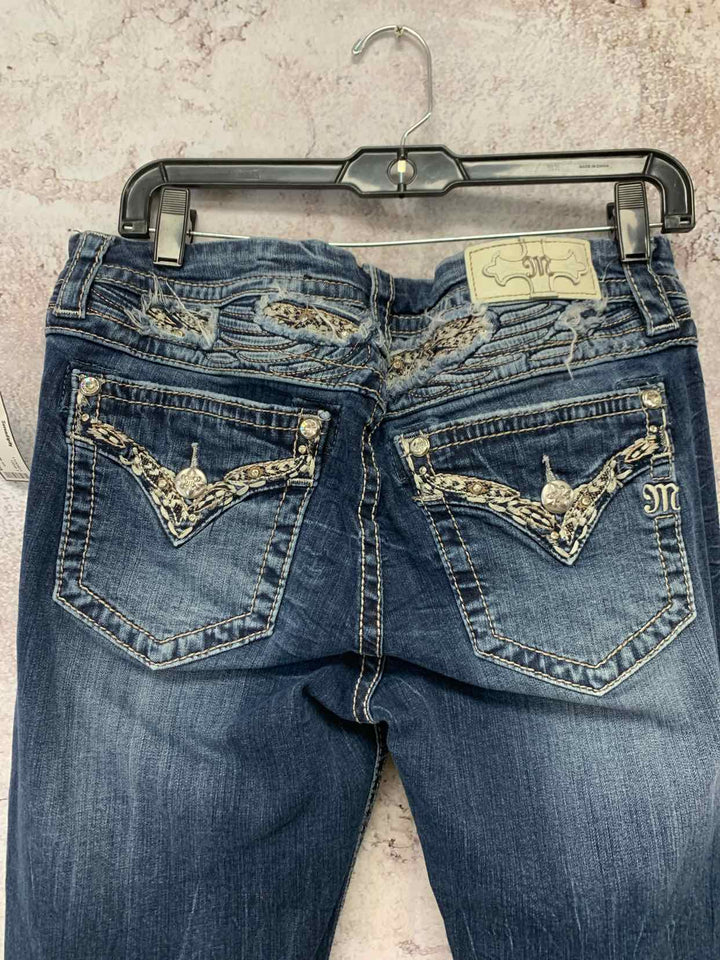 Women Size 32 Miss Me denim Jeans