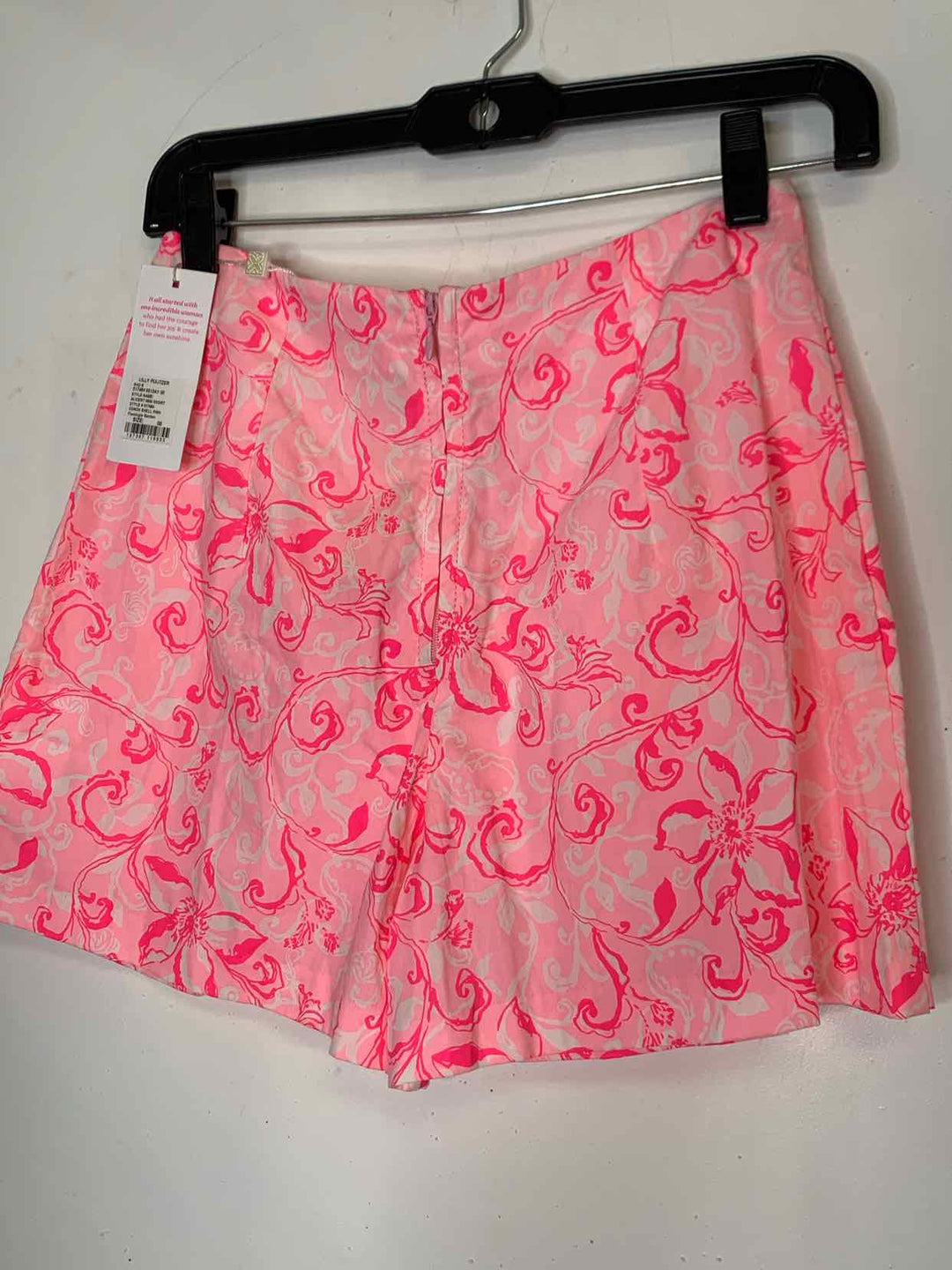 Women Size 00 Lilly Pulitzer Pink athletic skirt