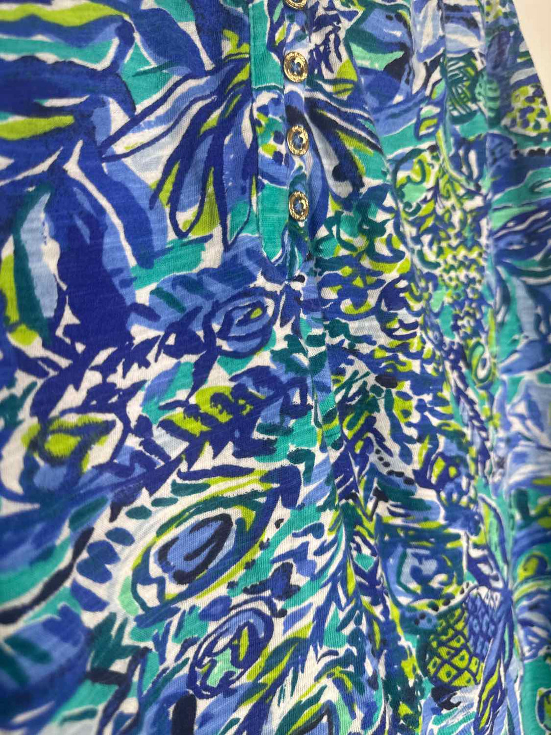 Lilly Pulitzer Size S Blue Paisley short sleeve top
