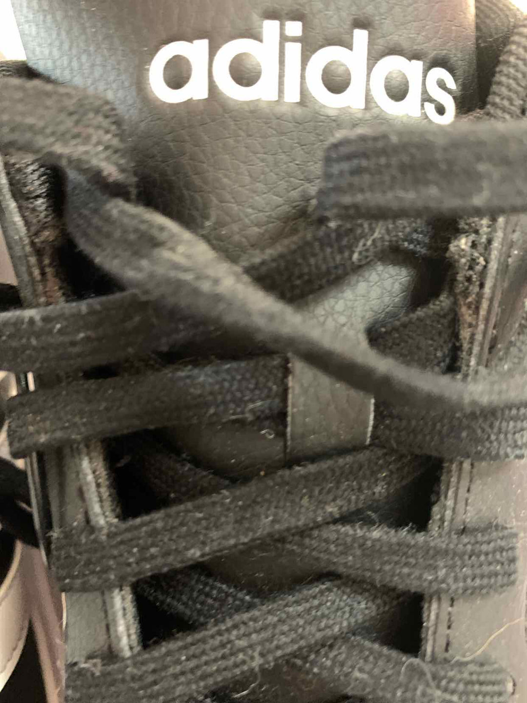 Adidas Shoe Size 9.5 Black athletic sneaker