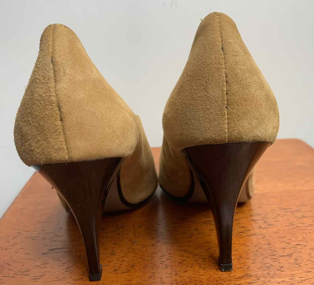 J Renee tan W Shoe Size 9.5 high heel