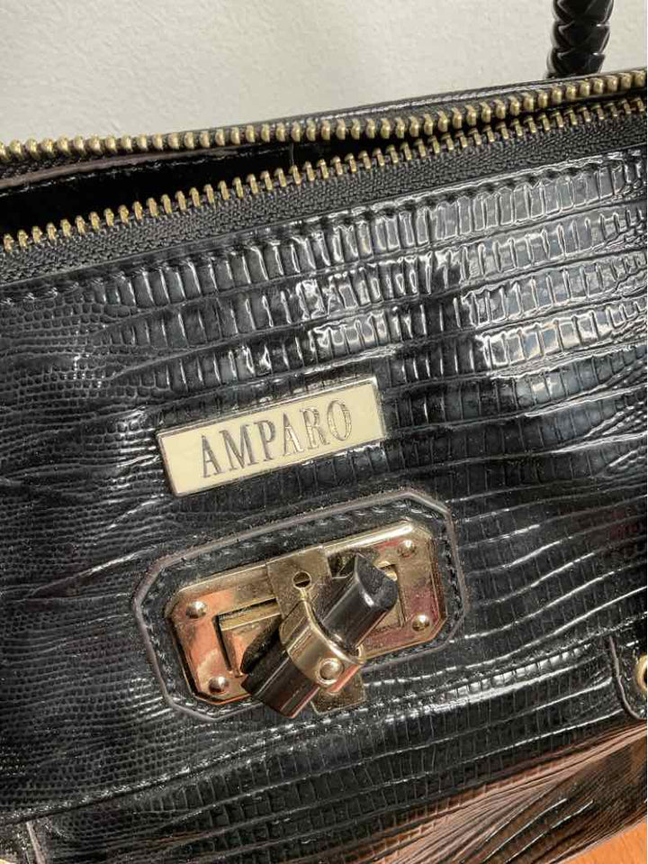 Amparo Black shoulder bag
