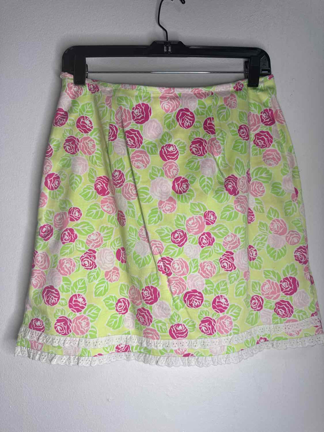 Bamboo Traders Size 8 Pink Floral knee length skirt