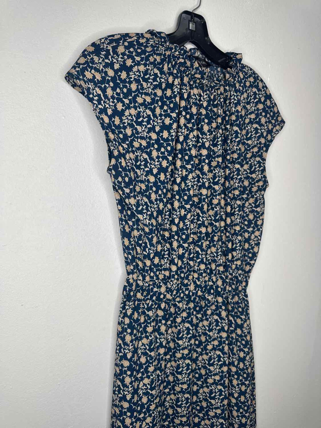 Banana Republic Size 4 Blue sleeveless dress