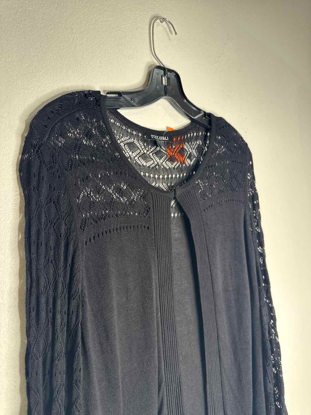 Roz & Ali Size XL Black cardigan