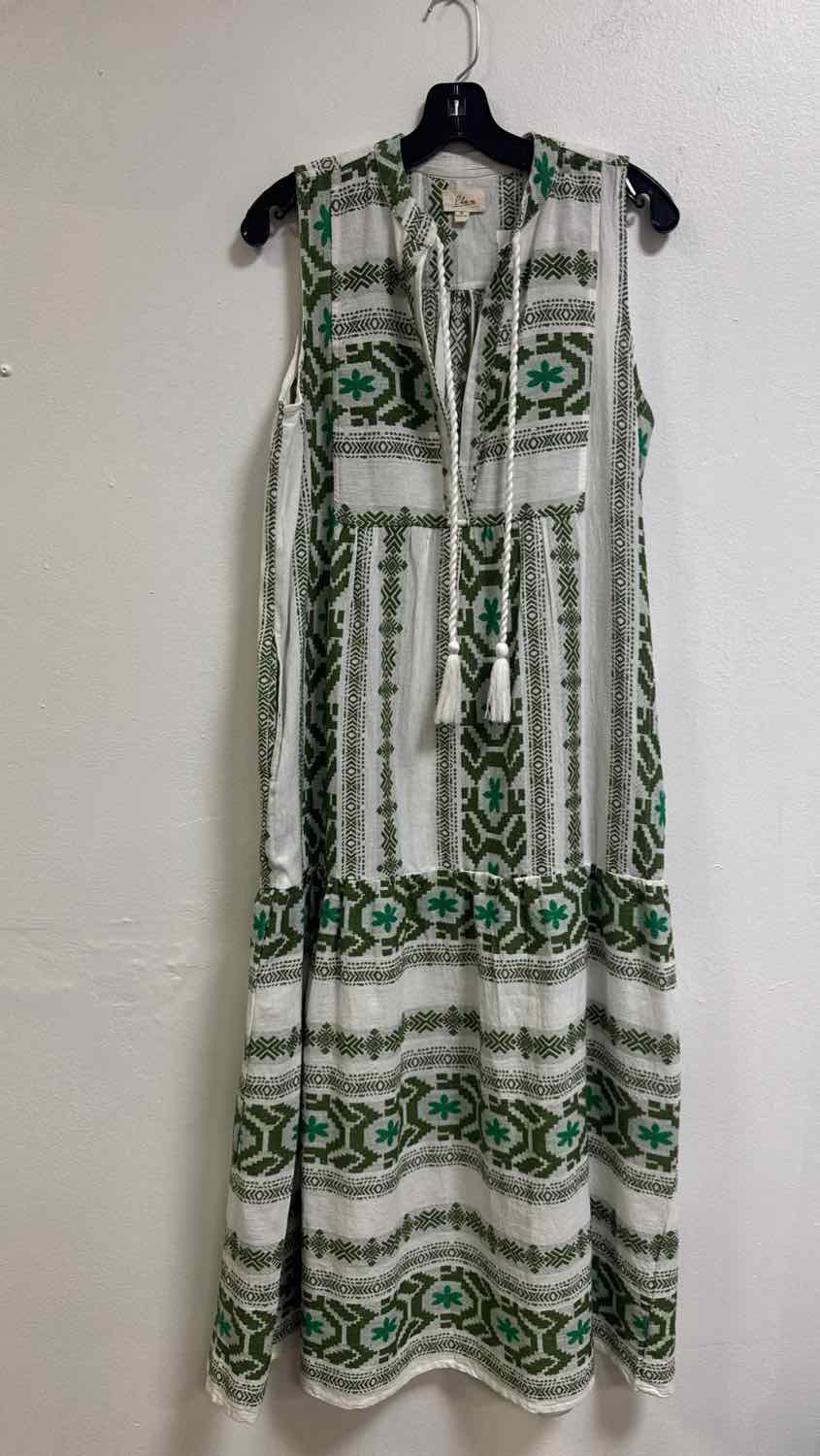 Elan Size S Green Tassel short sleeve
