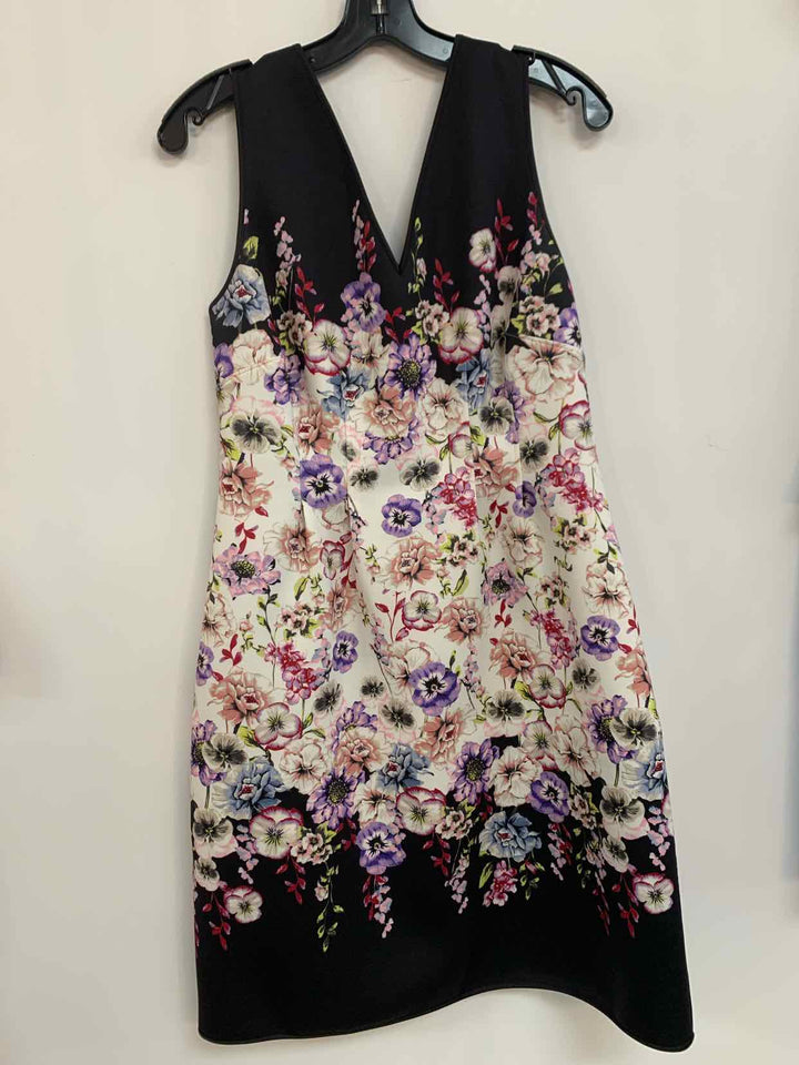 White Black Market Size 10 Floral Blk & White sleeveless dress