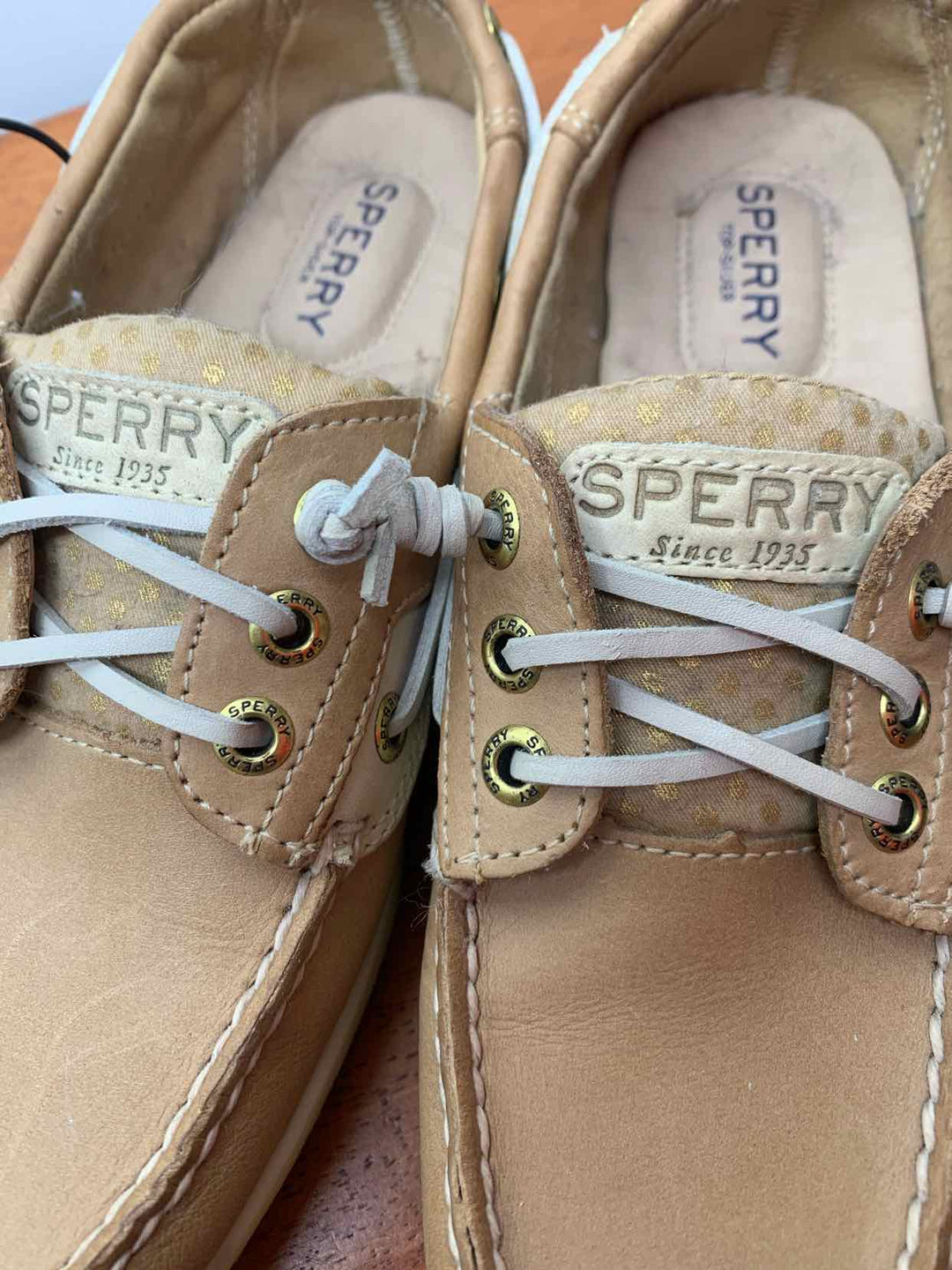 Sperry tan W Shoe Size 6.5 flat shoe