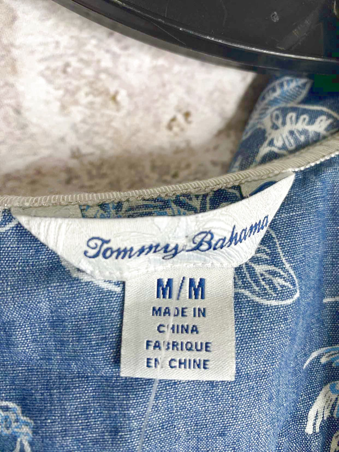 Tommy Bahama Size M Blue long sleeve top