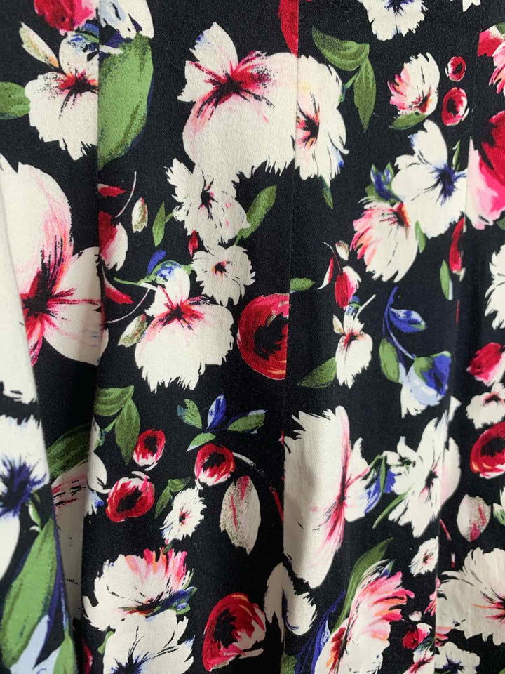 White Black Market Size 4 White sleeveless dress