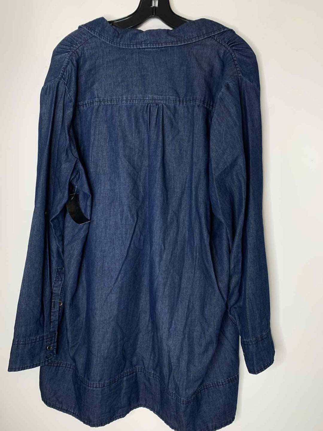 Workshop Women Size 1X denim long sleeve top