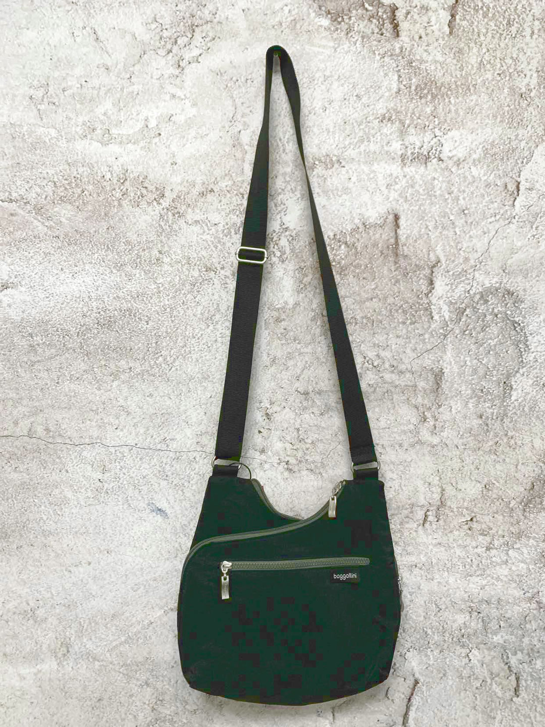 Baggallini Black crossbody
