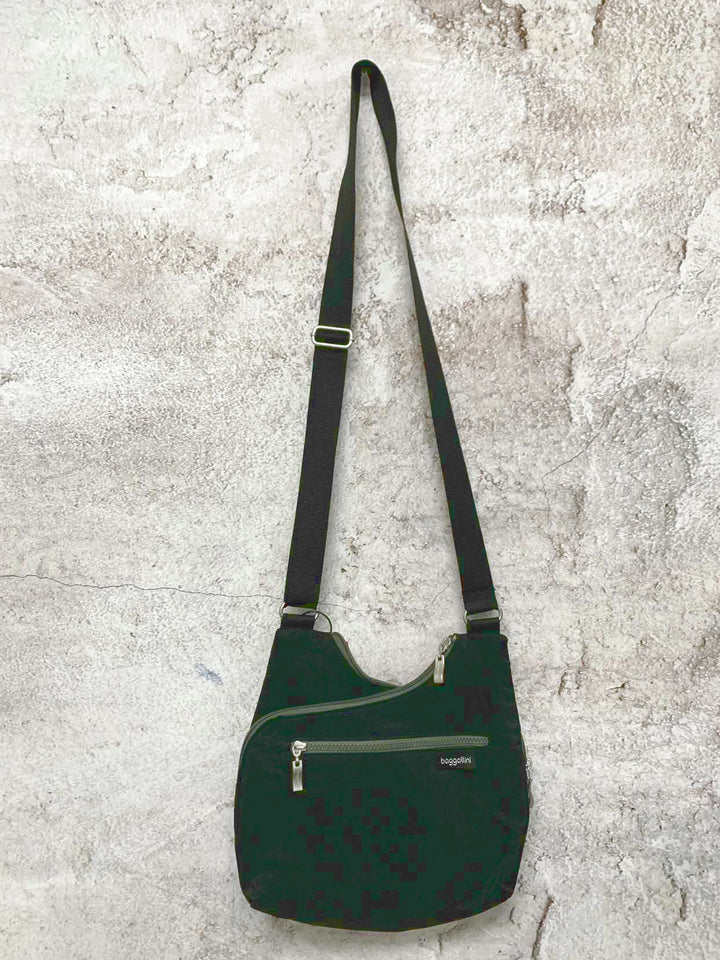 Baggallini Black crossbody