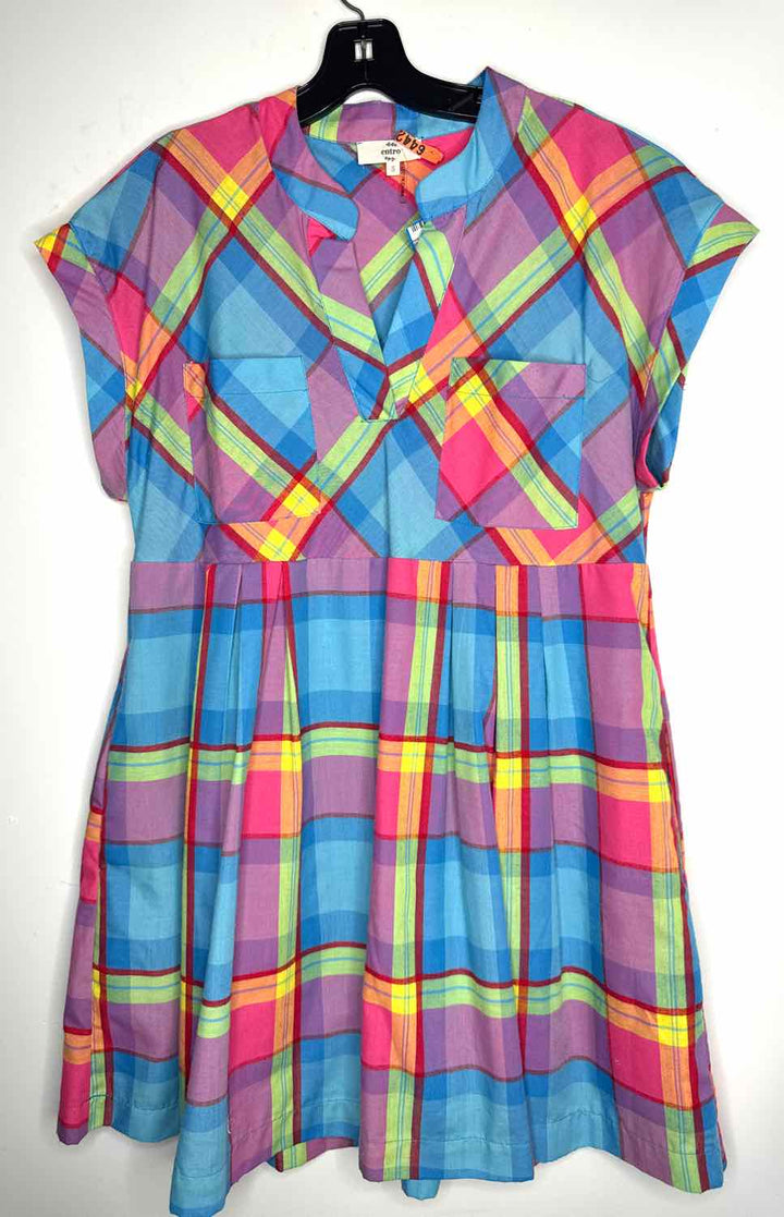 Women Size S Entro plaid short sleeve