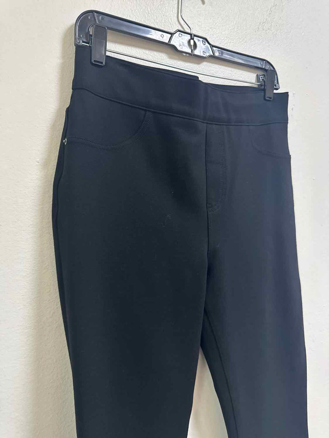 Spanx Size L Black Elastic Waist athletic pant