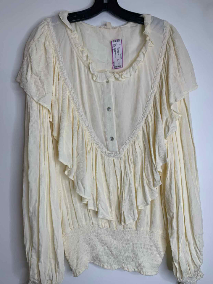 Oli&hali Women Size S Ivory long sleeve top