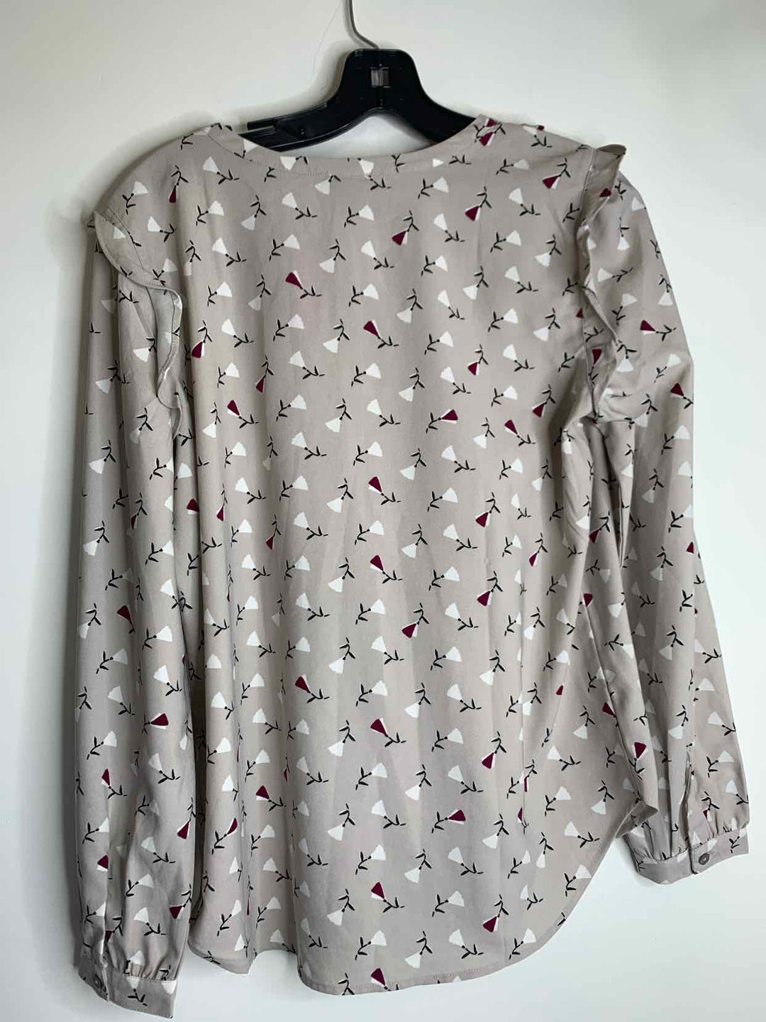 Ann Taylor Women Size M taupe long sleeve top