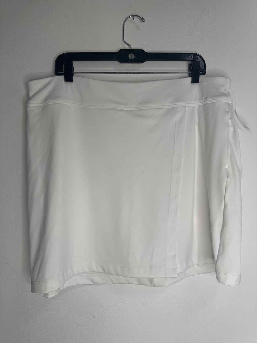 Lady Hagen Size XL White NWT skort