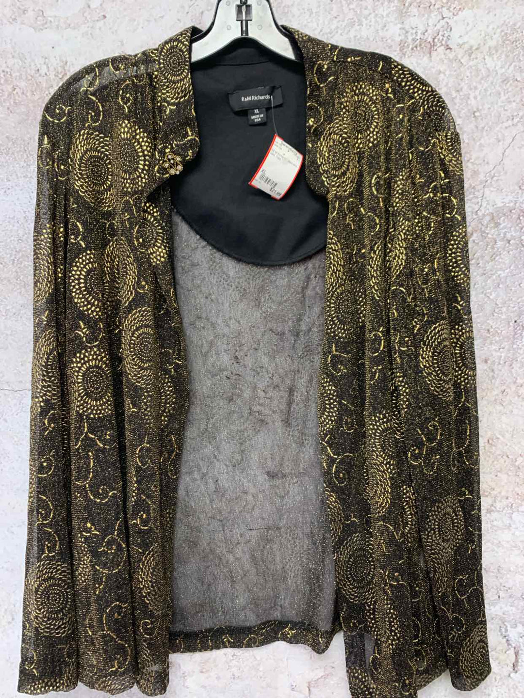 R& M Richards Size XL Black and Gold cover-Up