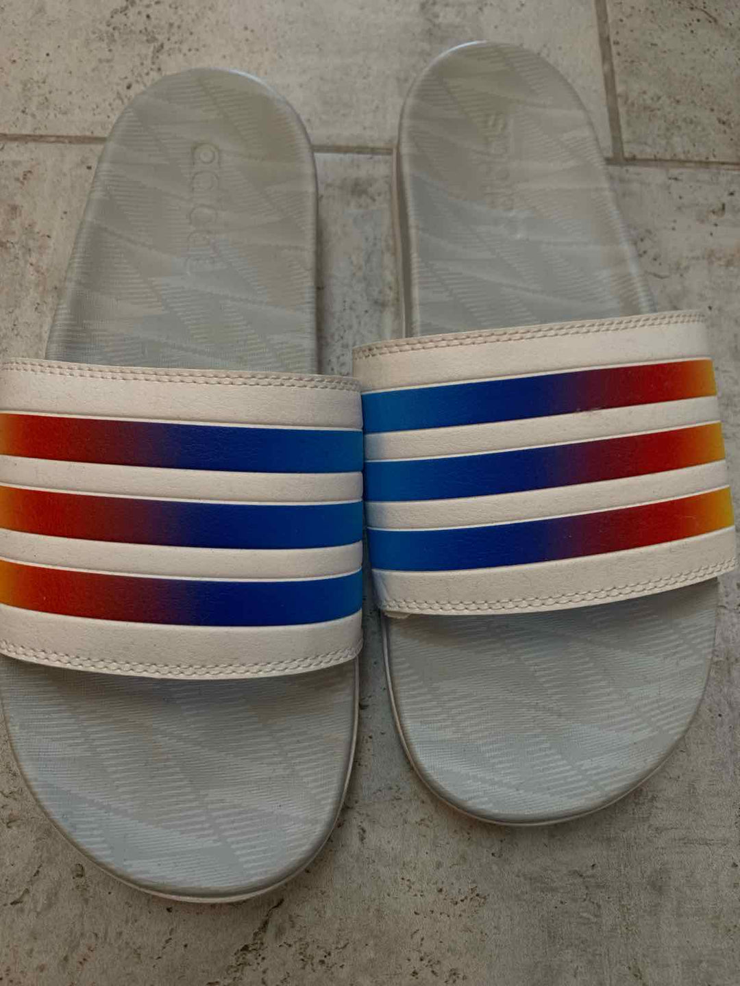 Adidas Shoe Size 7 Multi-Color sandal low