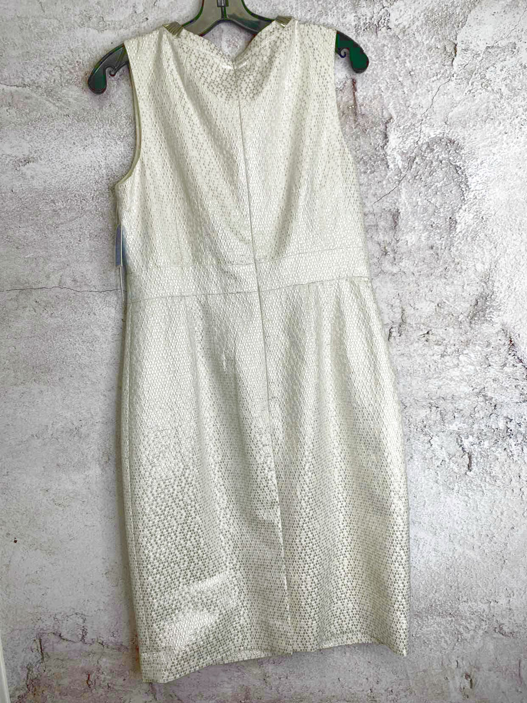 Antonio Melani Size 8 White Cocktail Fancy sleeveless dress