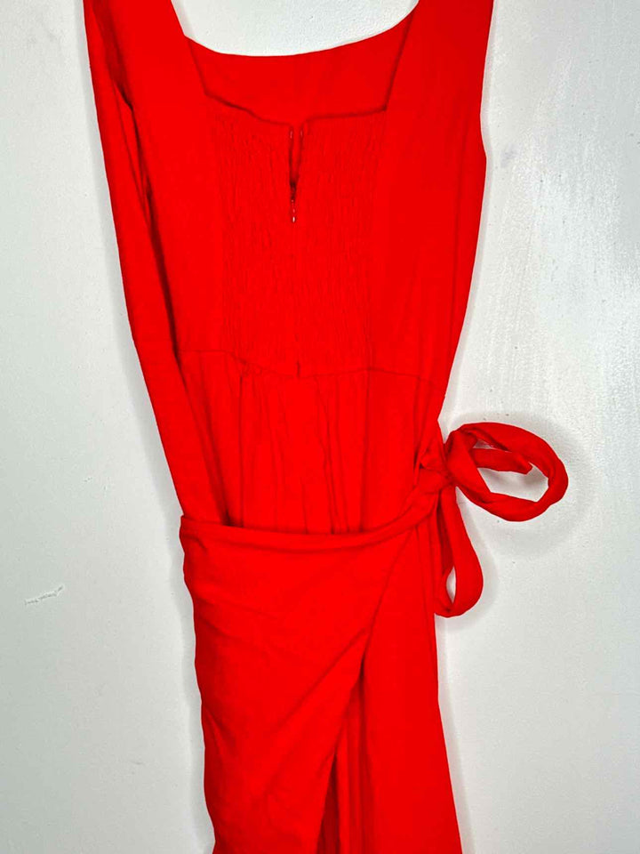 Women Size M Dress Forum Red sleeveless dress