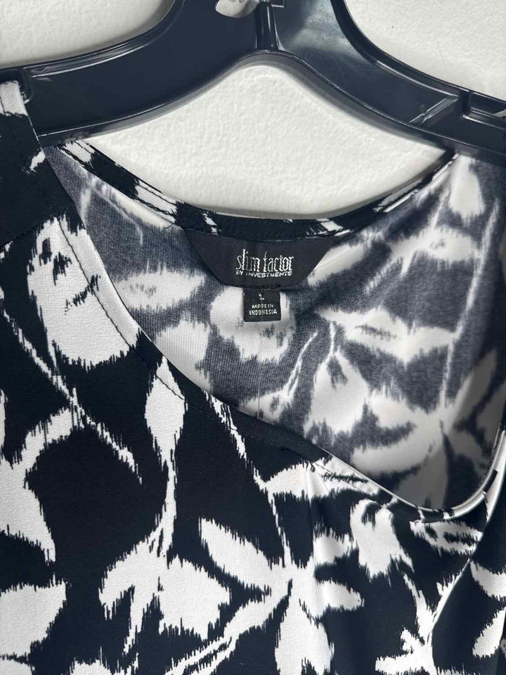 Slim Factor Size L Scoop Neck Blk & White long sleeve top
