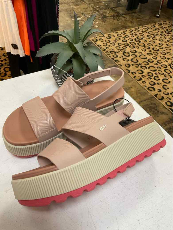 Reef Shoe Size 11 Pink sandal high