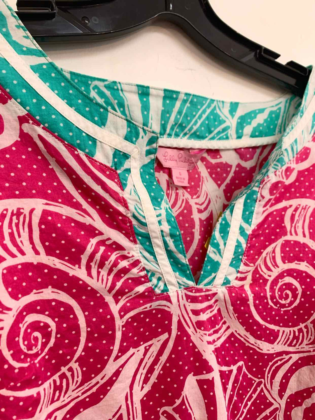 Lilly Pulitzer Size S Pink Floral long sleeve top