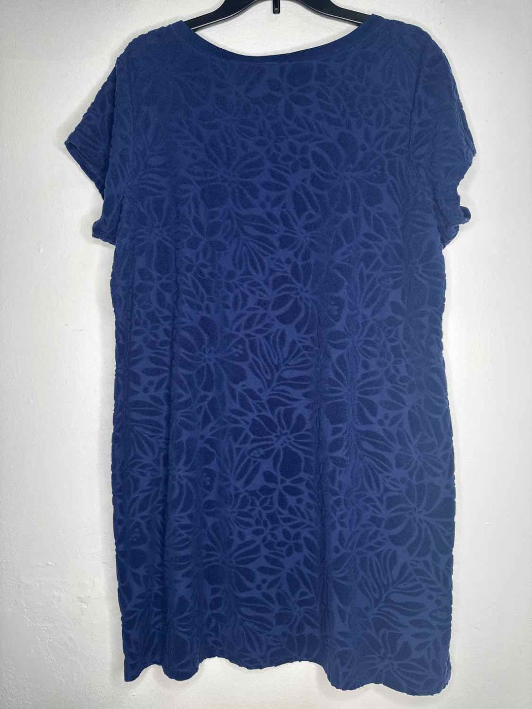 Lands End Size L Blue short sleeve