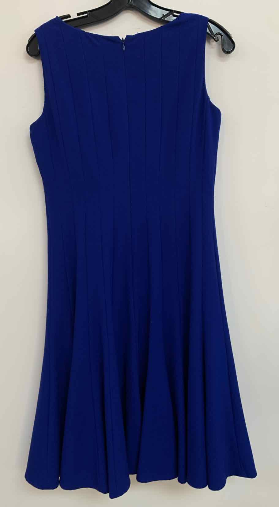 Women Size 6 Calvin Klein Blue sleeveless dress