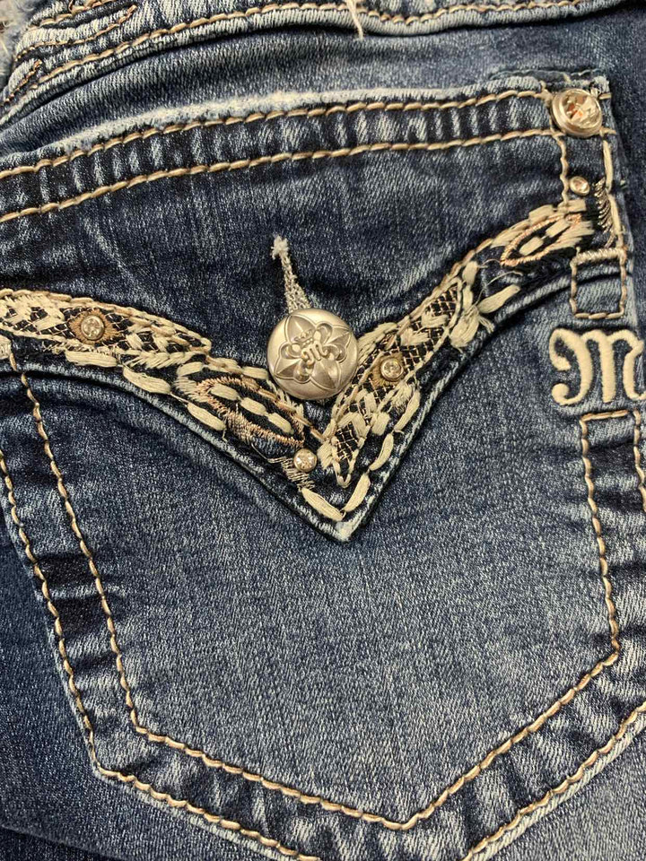 Women Size 32 Miss Me denim Jeans
