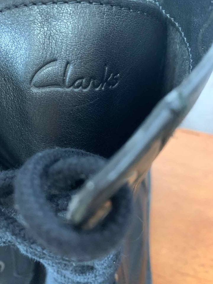 Clarks Black W Shoe Size 7.5 ankle boots