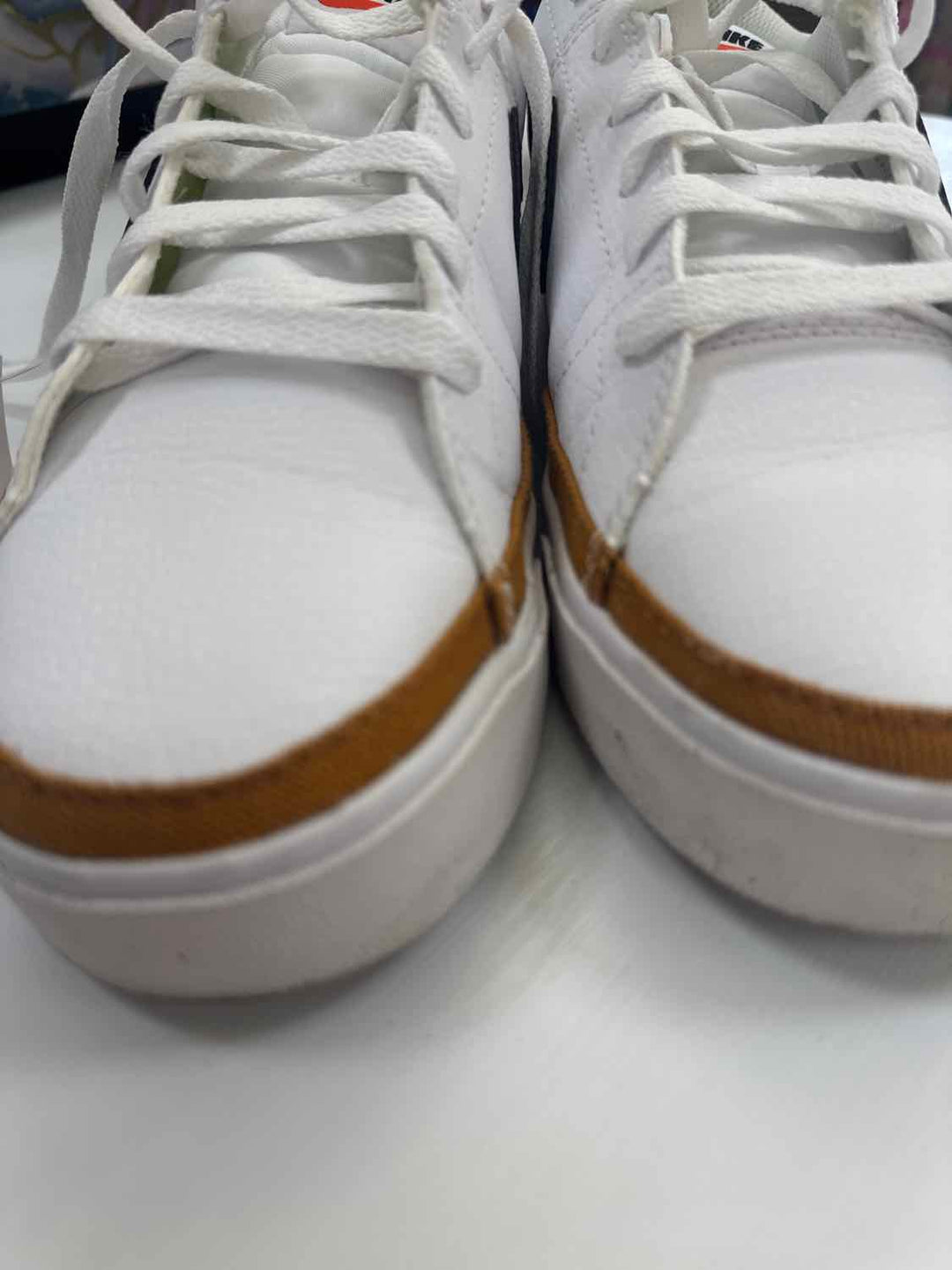 Nike Shoe Size 8.5 White athletic sneaker