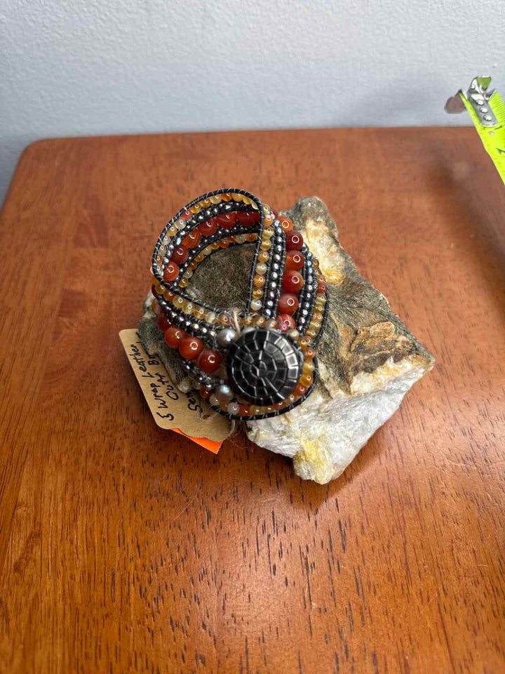 Stone Addiction Size OS Orange Excellent Bracelet