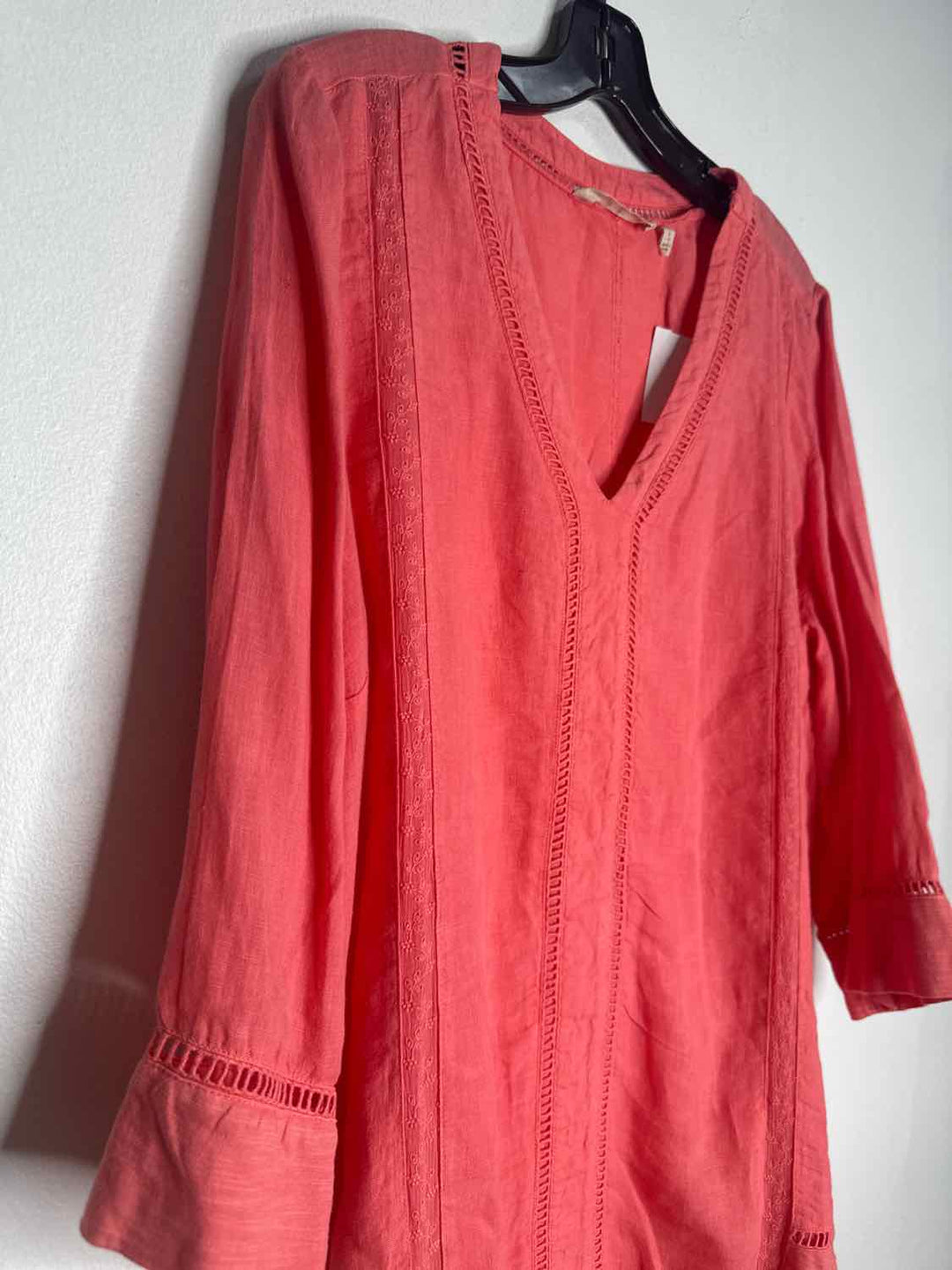 Soft Surroundings Size L Coral V-neck Solid long sleeve top
