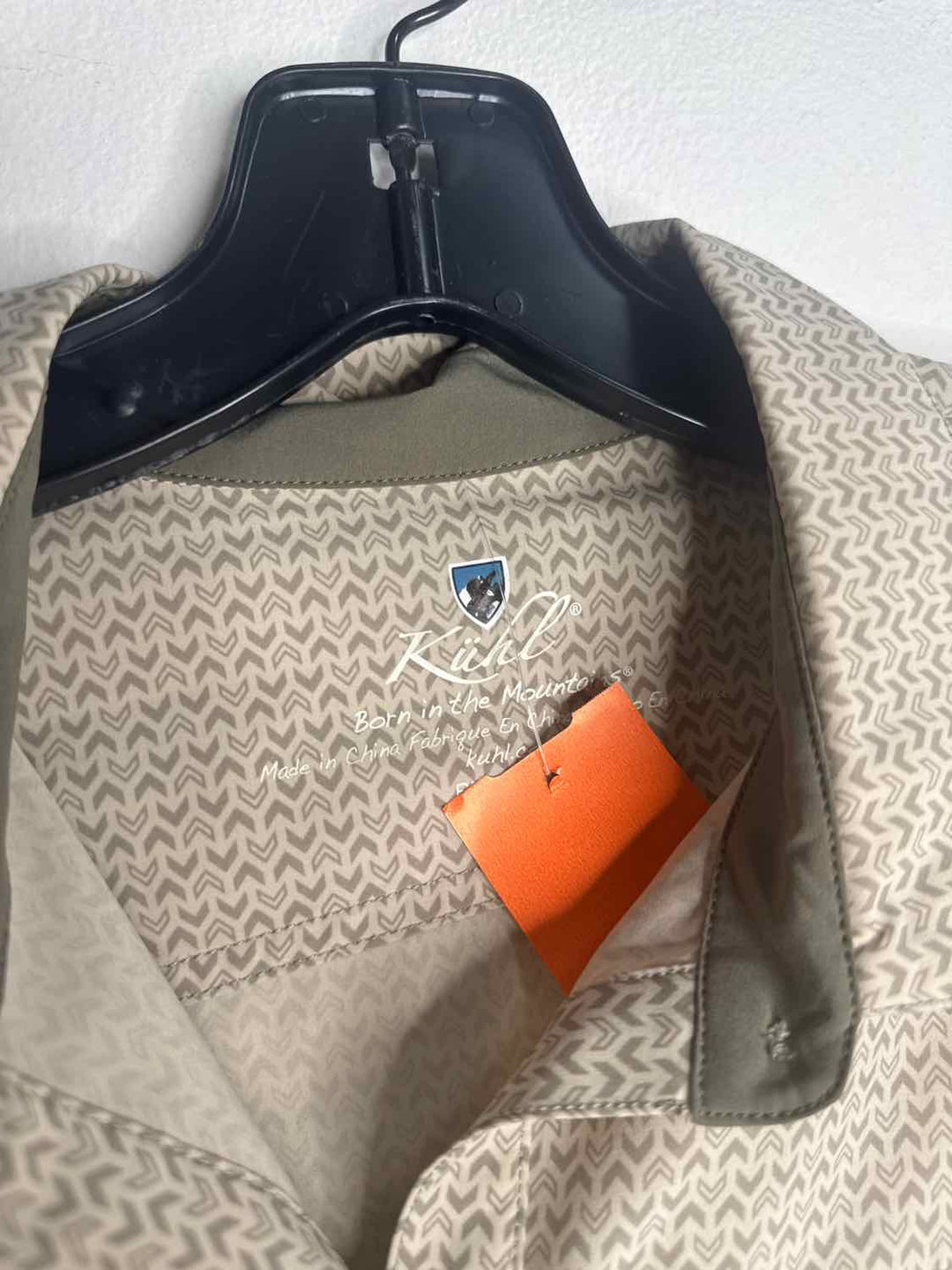 Kuhl Size S Tan Button Down long sleeve top