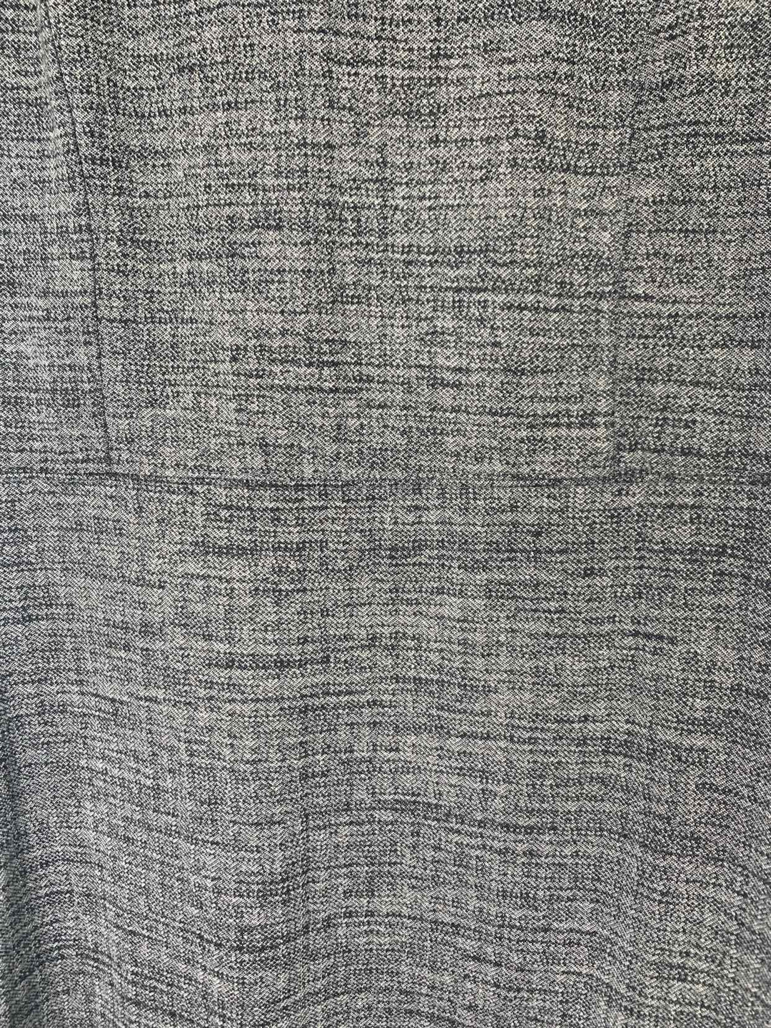 Women Size 6 Banana Republic Grey short sleeve