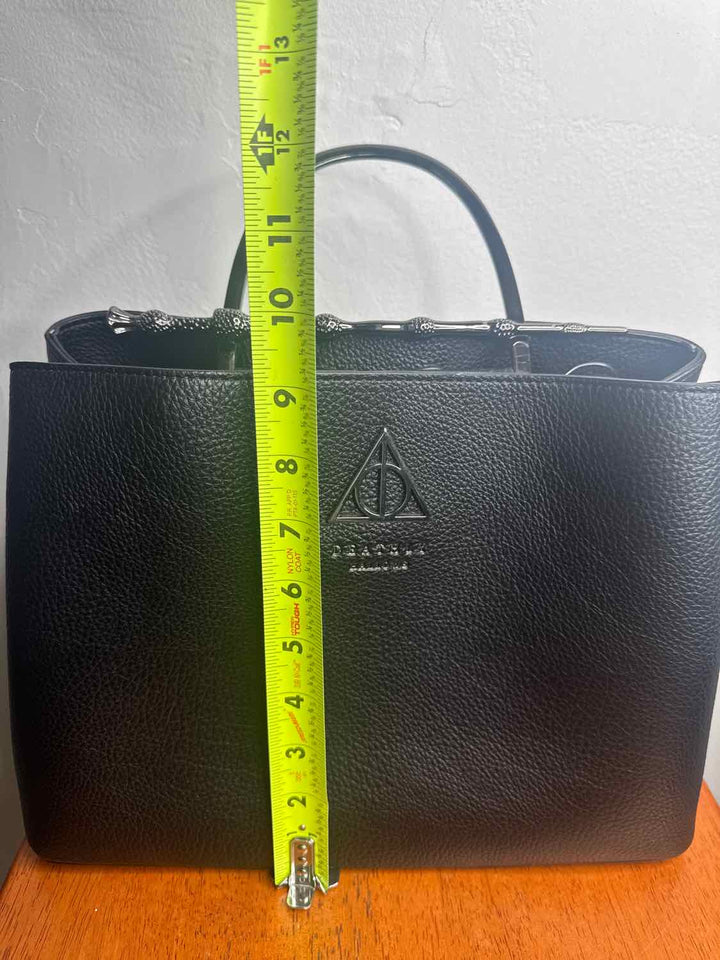 LoungeFly Black shoulder bag