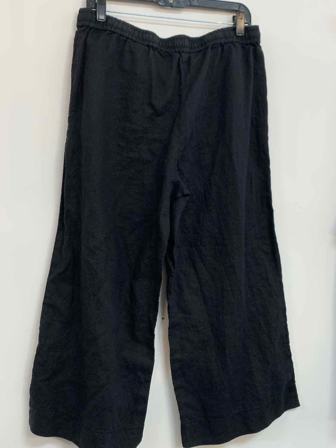 Tommy Bahama Size M Black casual