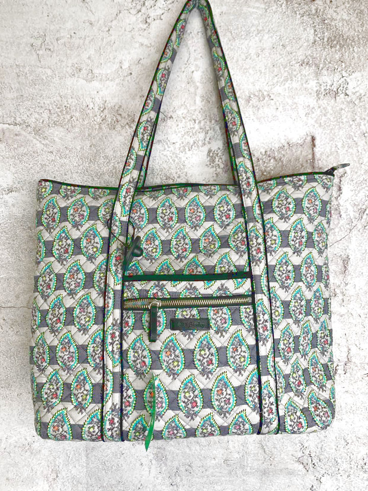 Vera Bradley Grey tote bag