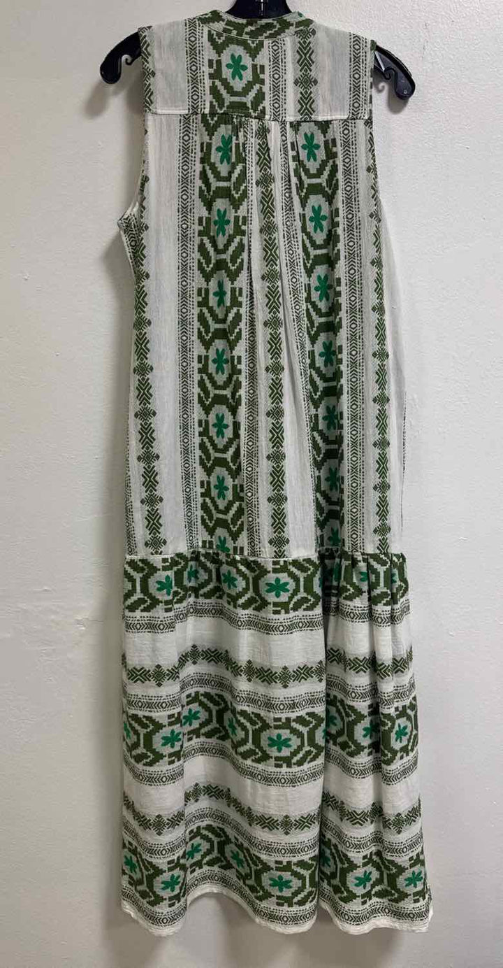 Elan Size S Green Tassel short sleeve