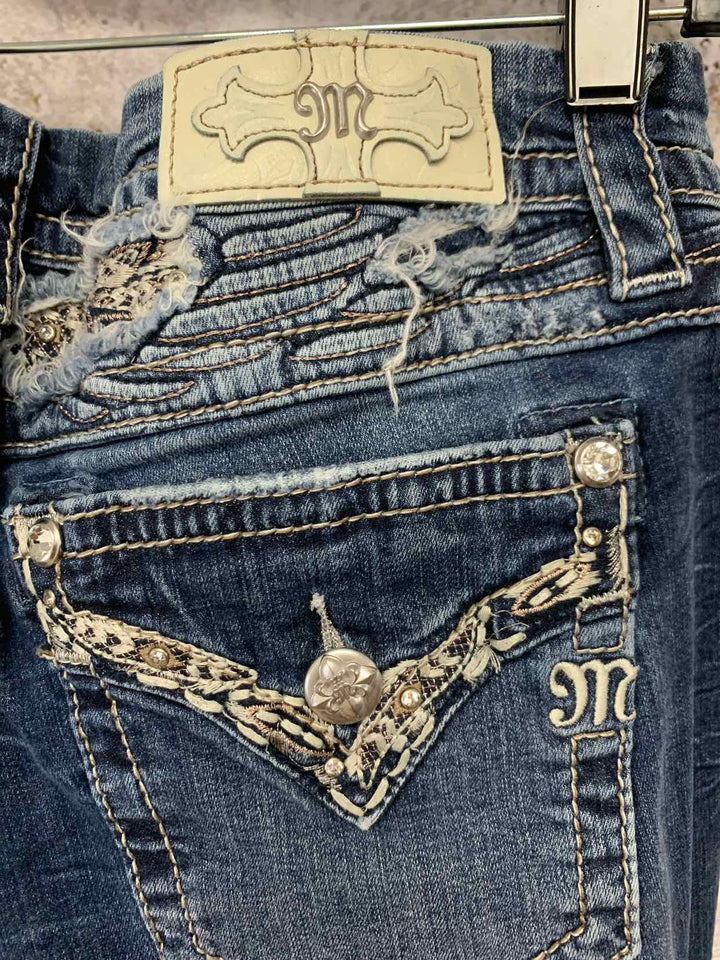 Women Size 32 Miss Me denim Jeans