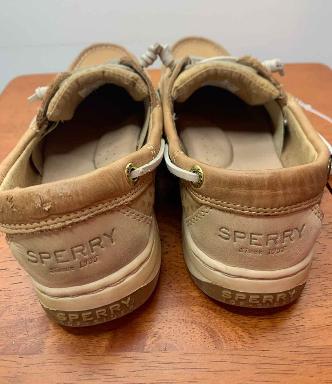 Sperry tan W Shoe Size 6.5 flat shoe