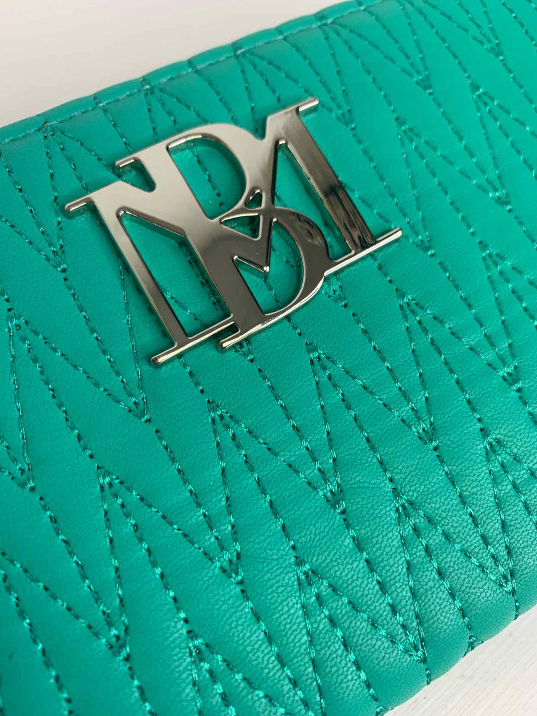 Badgley Mischka Green wallet