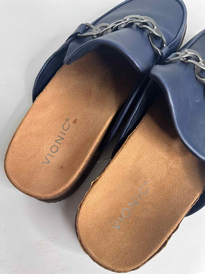 Vionic Shoe Size 11 Blue flat shoe