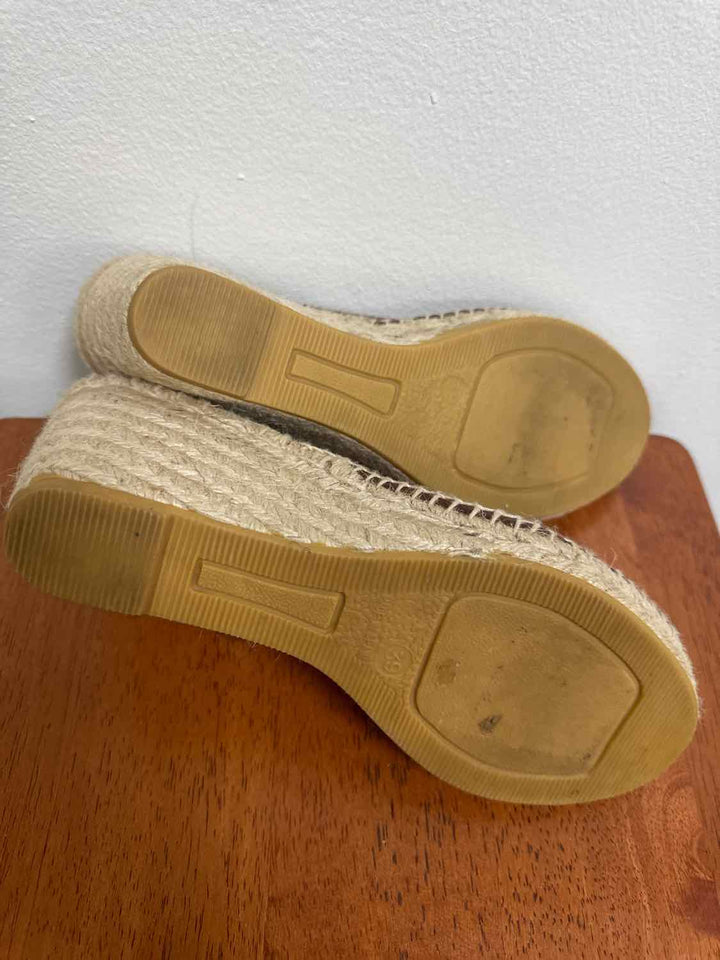 Bettye Muller Shoe Size 39 Camel wedge