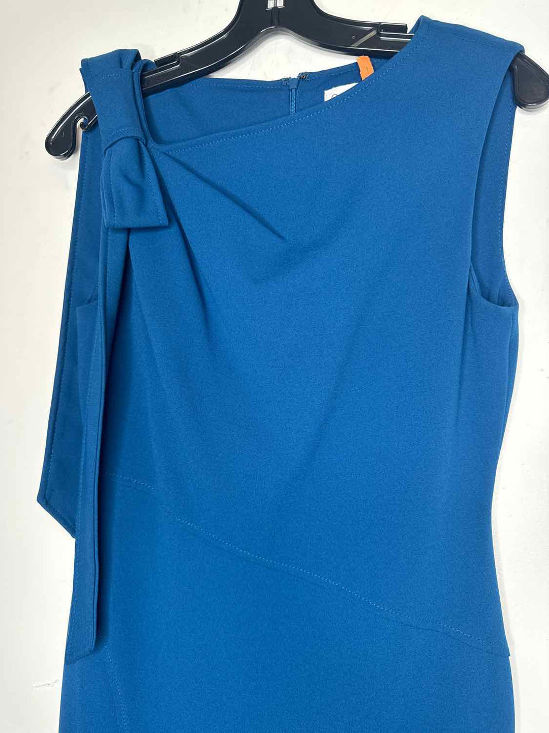 Women Size 6 Calvin Klein Blue sleeveless dress