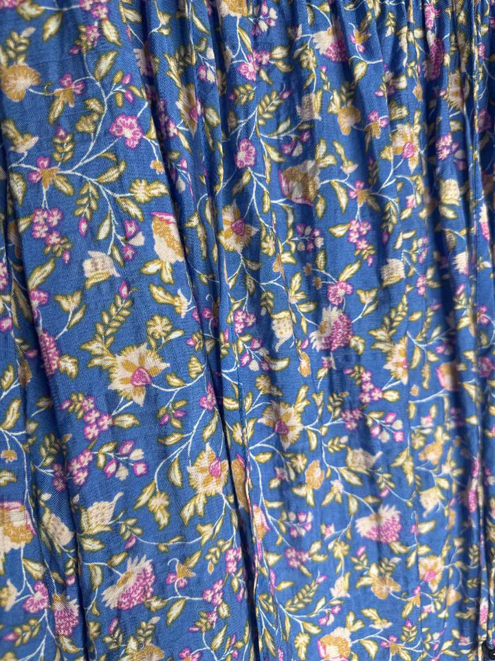 Wonderly Size XL Blue V-neck long sleeve top