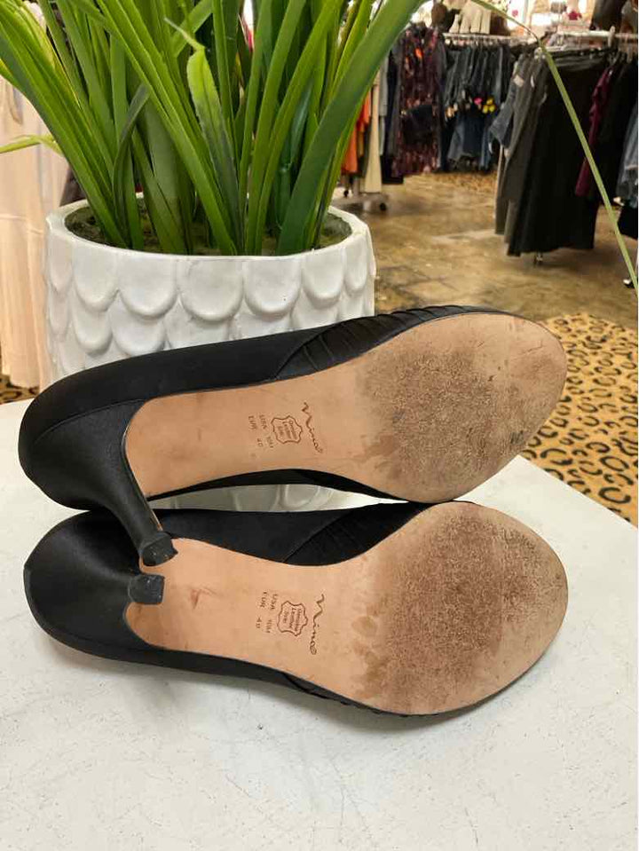 Nina Shoe Size 10 Black high heel
